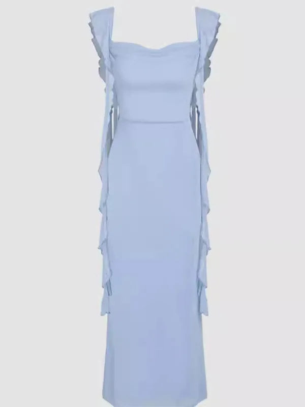 Vestido de verano con espalda descubierta