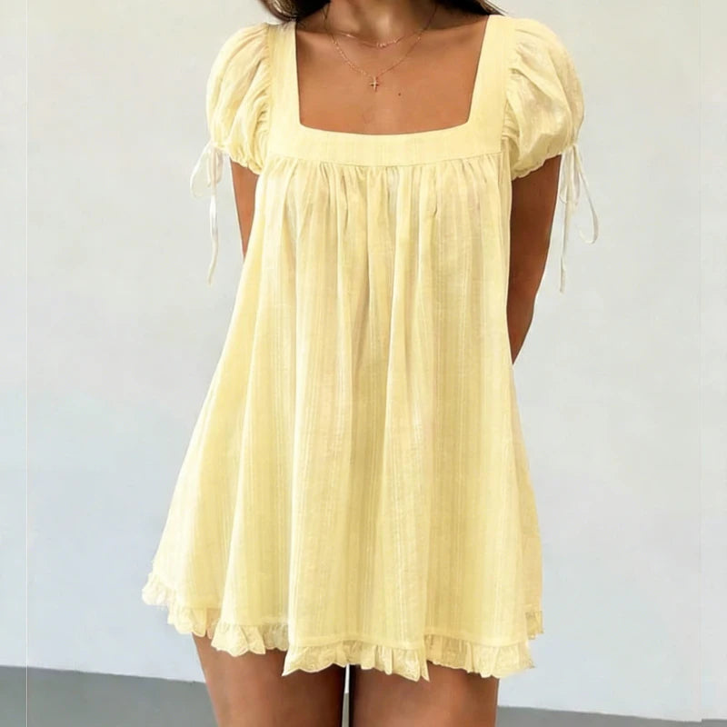 Blusa con escote cuadrado