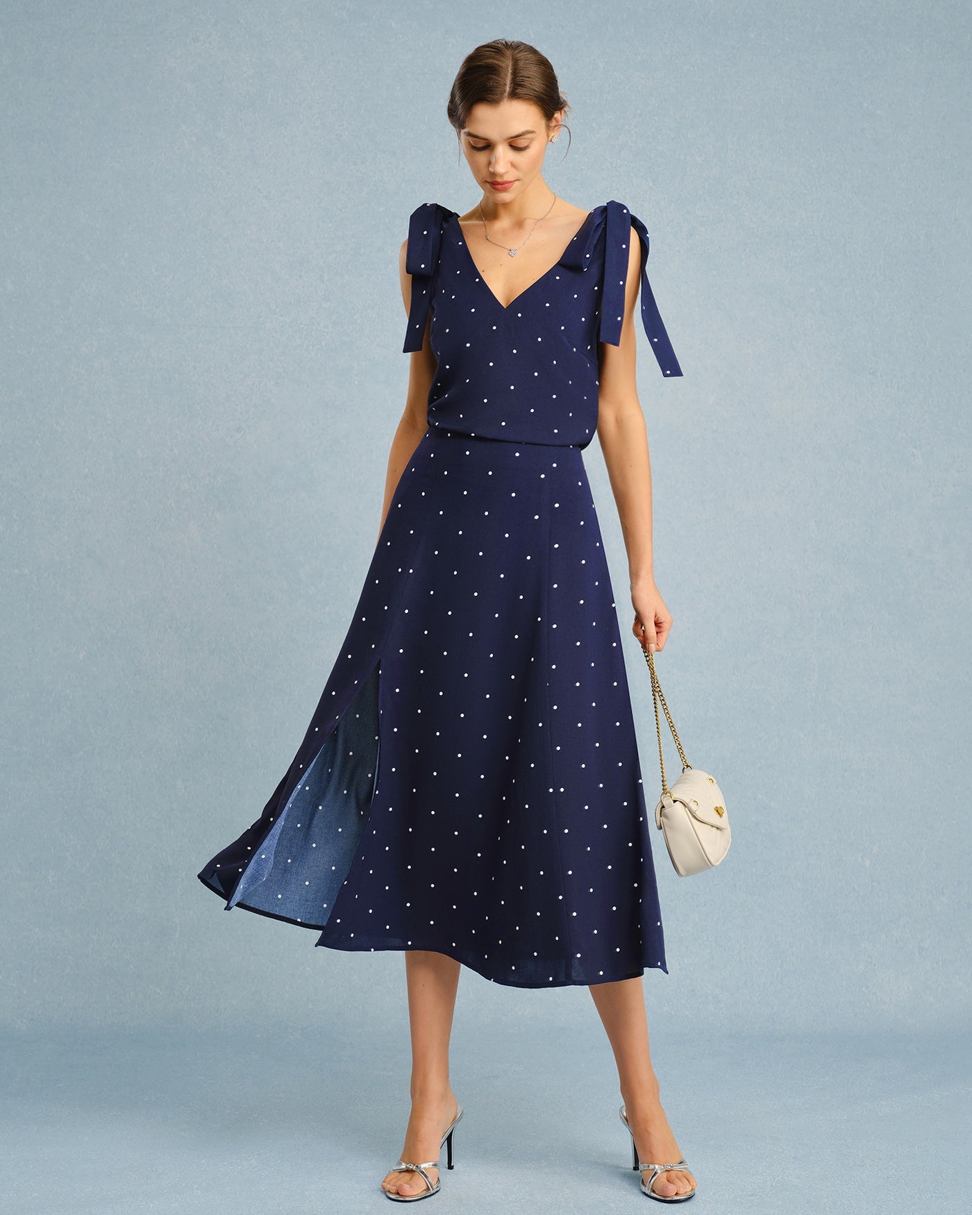 Falda Midi Azul Marino con Lunares y Abertura